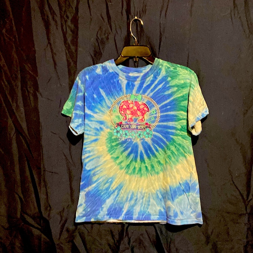 Girls, tie-dye, elephant tee shirt